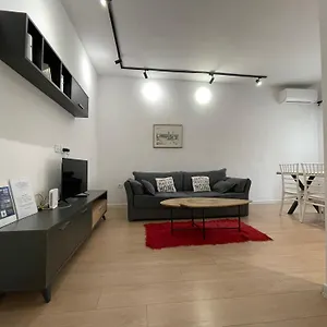https://enjoy-travel-central-modern-apartment.albaniahotels.org